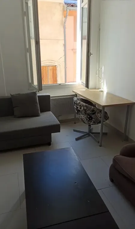 Location Aix-en-Provence Appartement 67600a1debf9