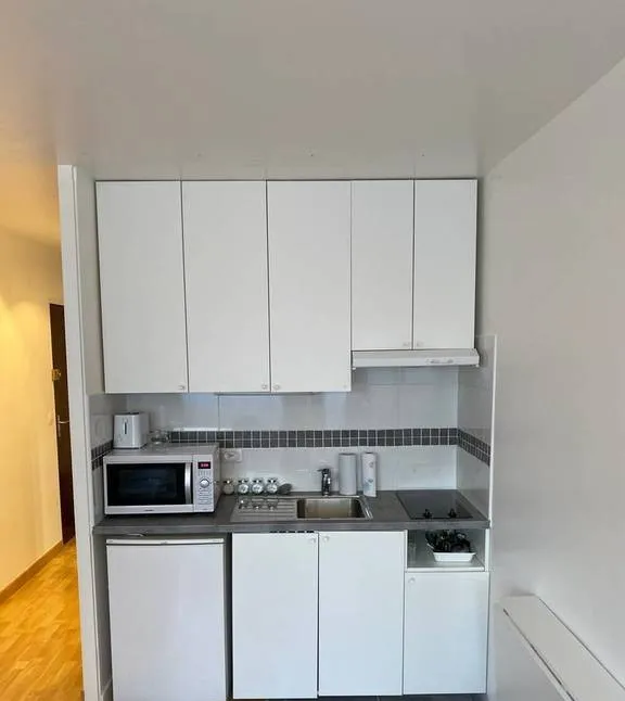 Location Courbevoie Appartement 67616302b842