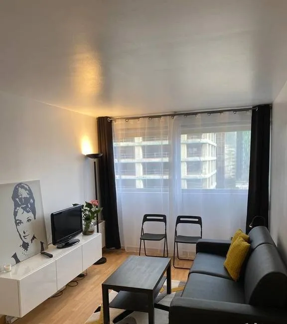 Location Courbevoie Appartement 67616302b842