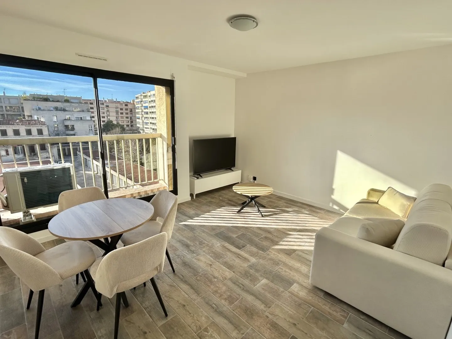 Location Marseille Appartement 6761a513a782