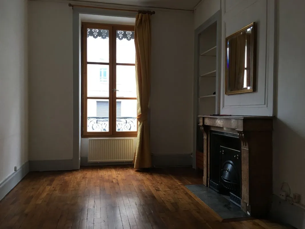 Location Lyon Appartement 67682c159830