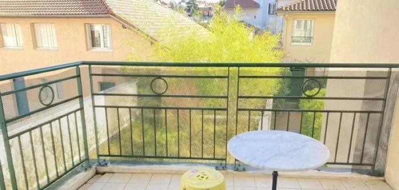 Location Lyon Appartement 676987ecc543