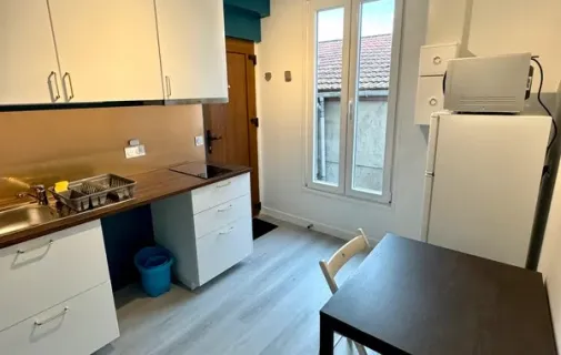 Location Ivry-sur-Seine Appartement 67767b2032ac