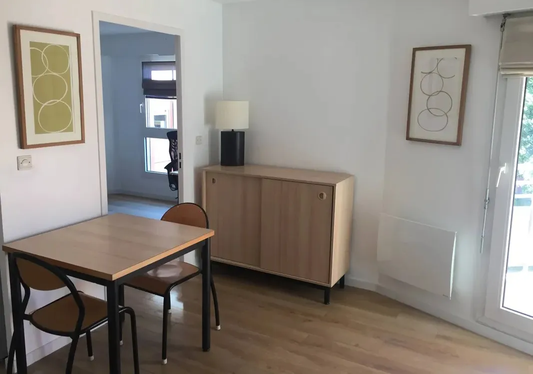 Location Aix-en-Provence Appartement 6777b3cf11ff