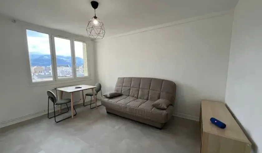 Location Grenoble Appartement 677bbb7a517f