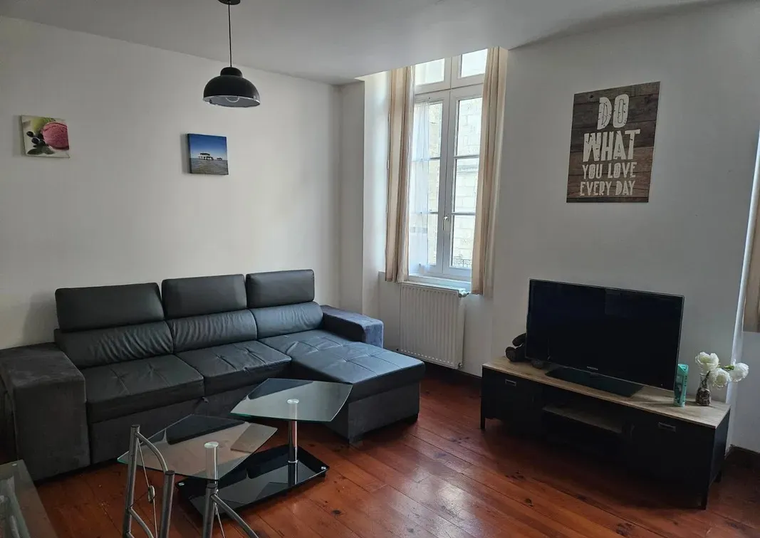 Location Bordeaux Appartement 677e7ea0505d