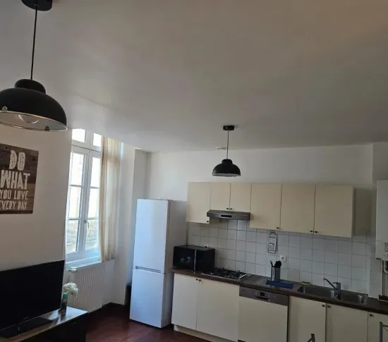 Location Bordeaux Appartement 677e7ea0505d