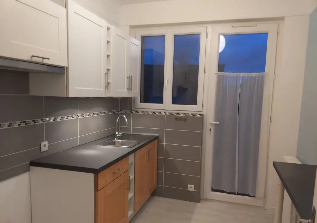 Location Vélizy-Villacoublay Appartement 677fd5d61533