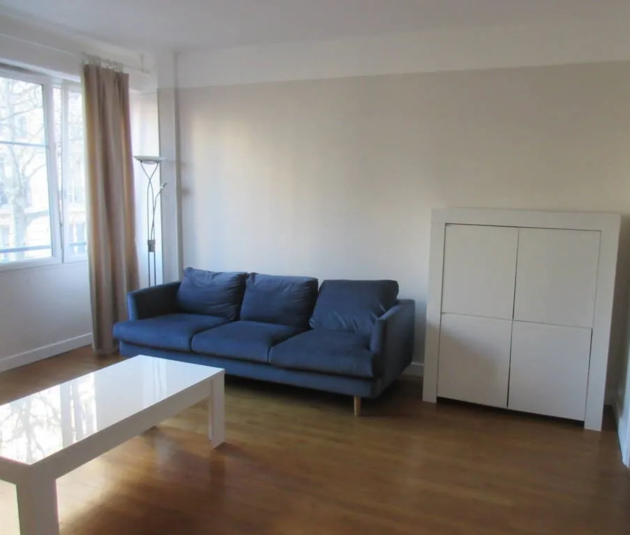 Location Paris Appartement 677fd778d216