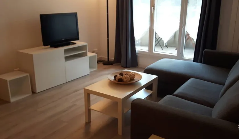 Location Paris Appartement 6784efd2101d