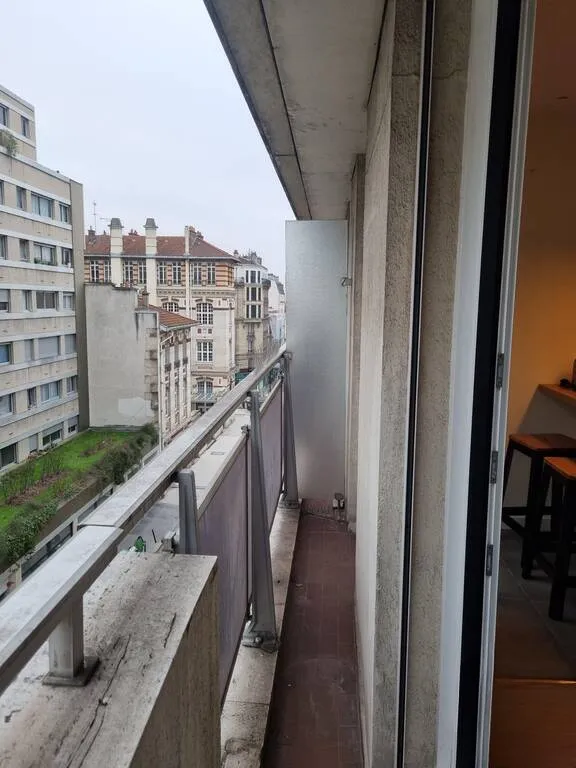 Location Paris Appartement 67910aa41b15