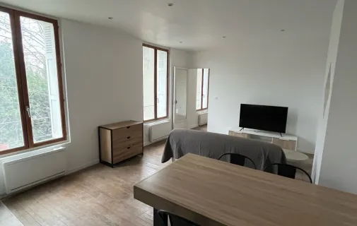 Location Aubervilliers Appartement 67910f6c26b4