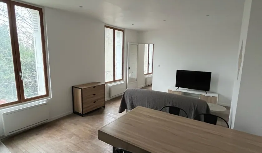 Location Aubervilliers Appartement 67910f6c26b4