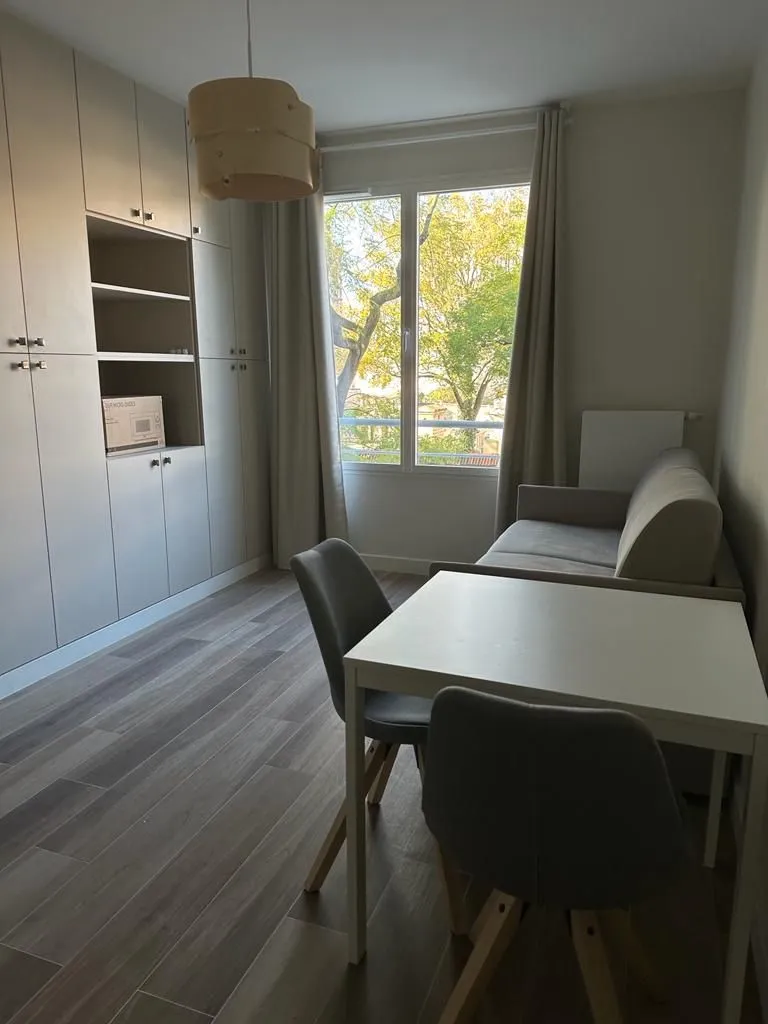 Location Paris Appartement 67960f86