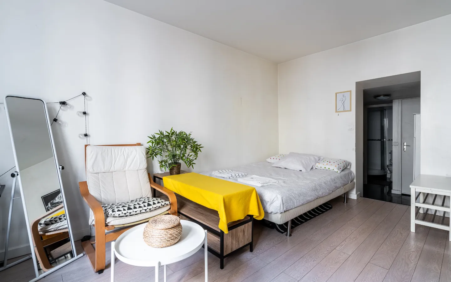 Location Paris Appartement 679796ff19f3