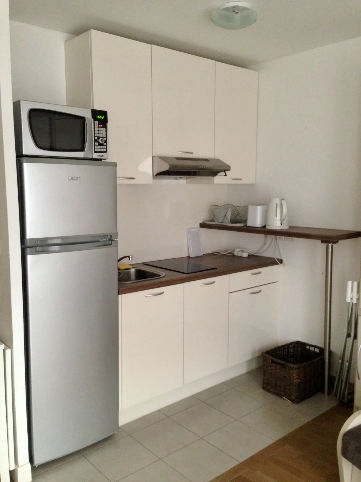 Location Issy-les-Moulineaux Appartement 67a7597853ee