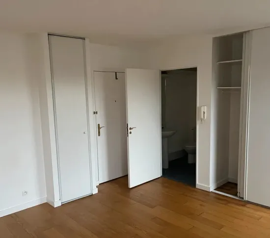 Location Le Plessis-Robinson Appartement 67aa17d925b1