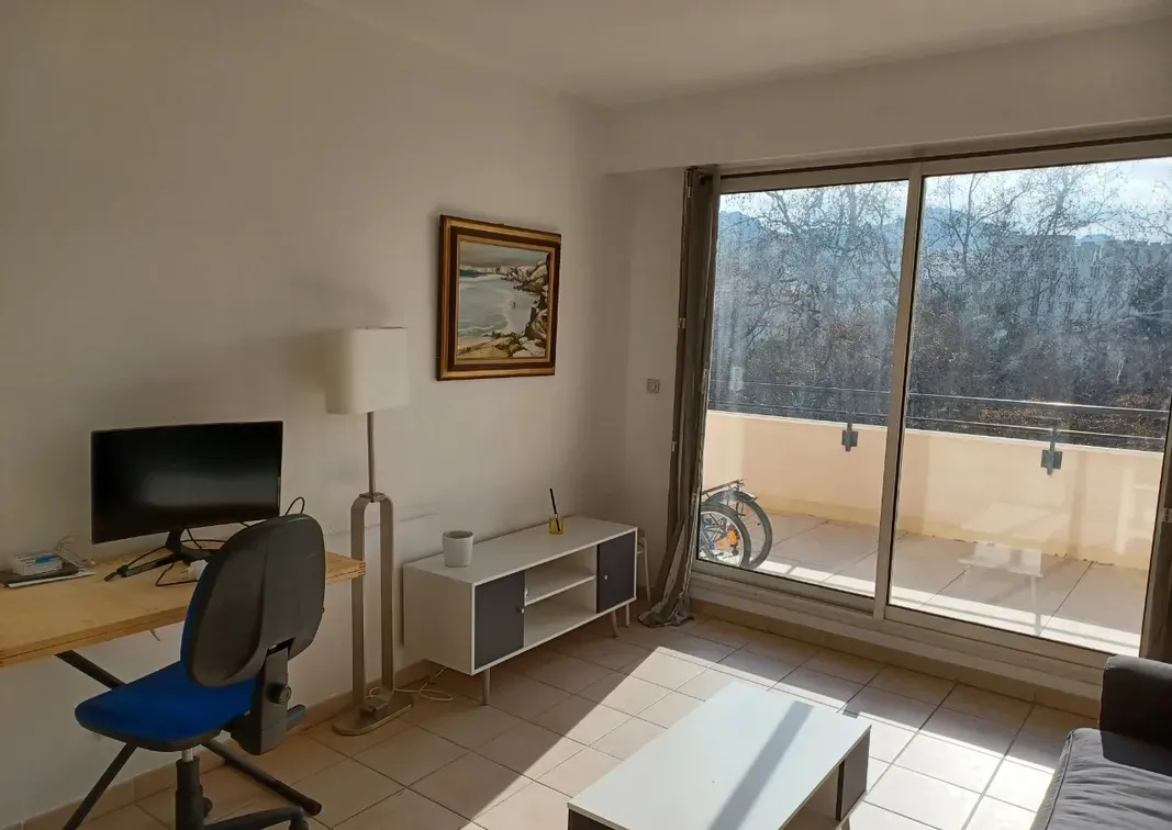 Location Marseille Appartement 67b462b8c77f