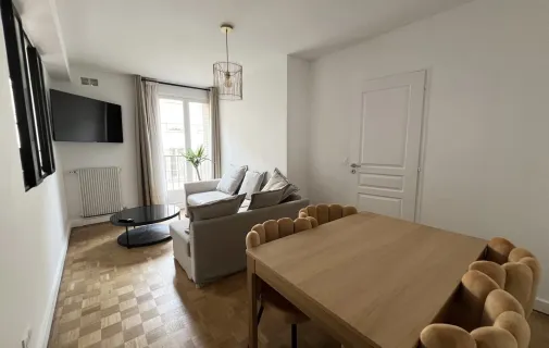 Location Versailles Appartement 67b495597d99