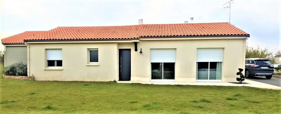 Location Saint-Christophe-du-Bois Maison 6b0c0ec4