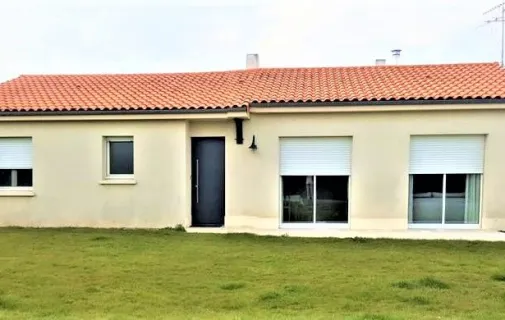 Location Saint-Christophe-du-Bois Maison 6b0c0ec4