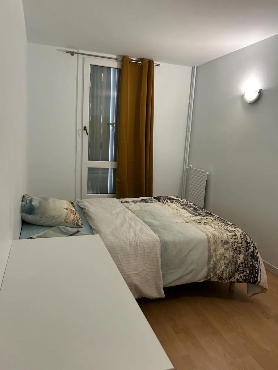 Location Évry-Courcouronnes Chambre 73fdbb4c