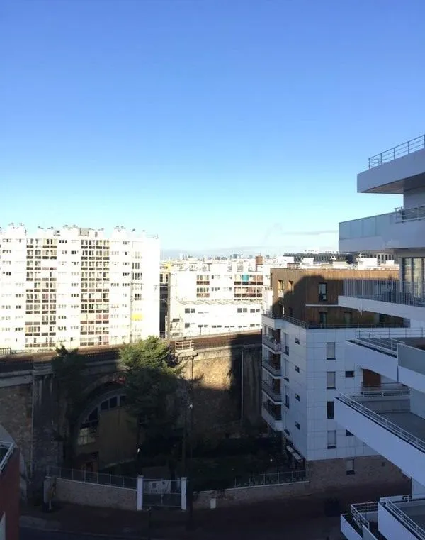 Location Issy-les-Moulineaux Appartement 7556ed86