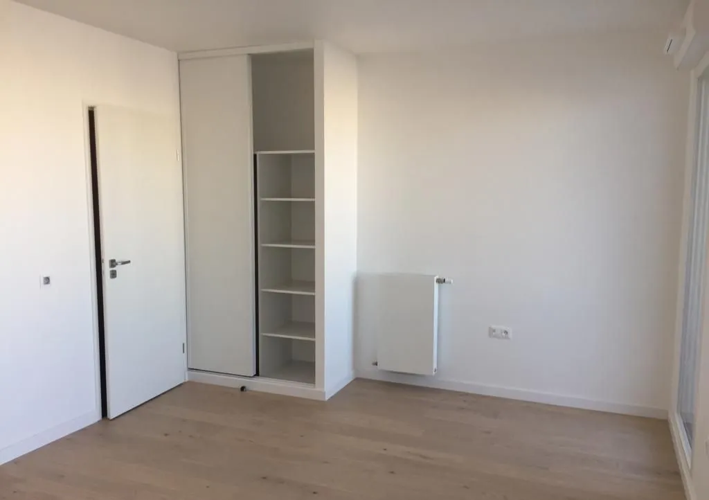 Location Issy-les-Moulineaux Appartement 7556ed86