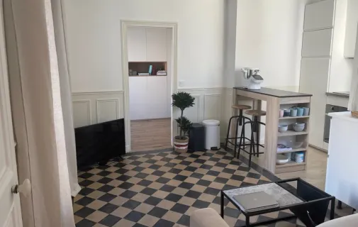 Location Paris Appartement 76ff5d32