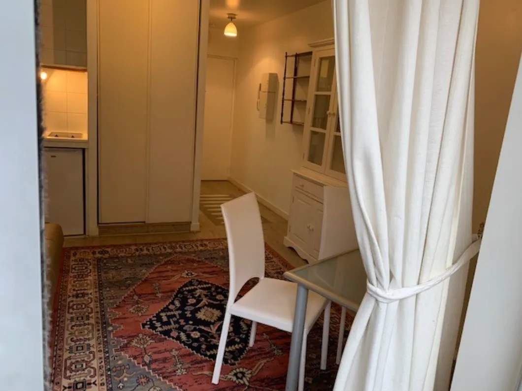 Location Paris Appartement 7aee2367