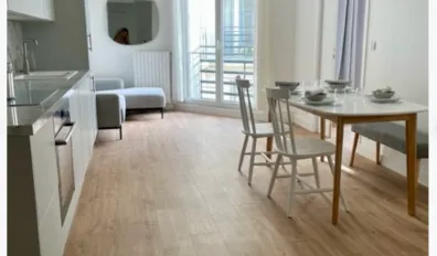 Location Paris Appartement 7e35306a