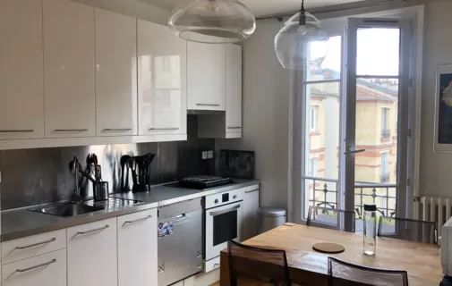 Location Courbevoie Appartement 8228c4b5