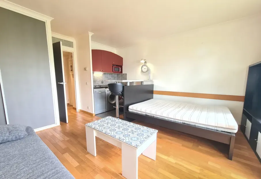 Location Courbevoie Appartement 82a63af8