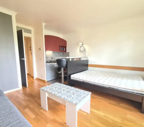 Location Courbevoie Appartement 82a63af8