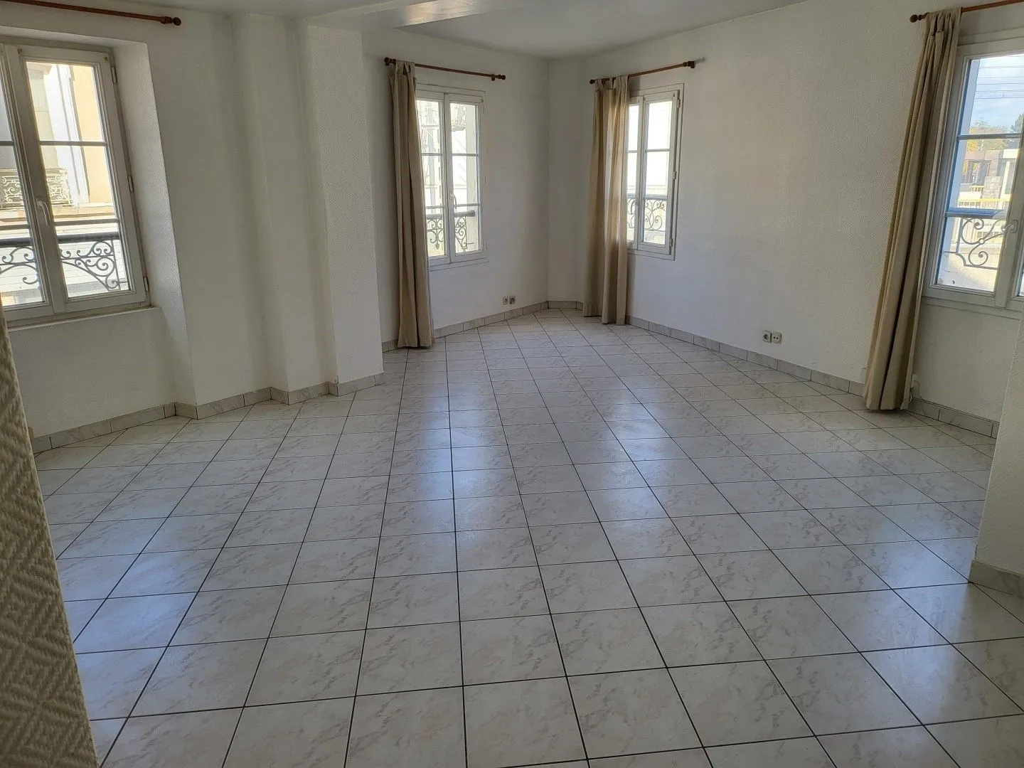 Location Chatou Appartement 82d4d2f2