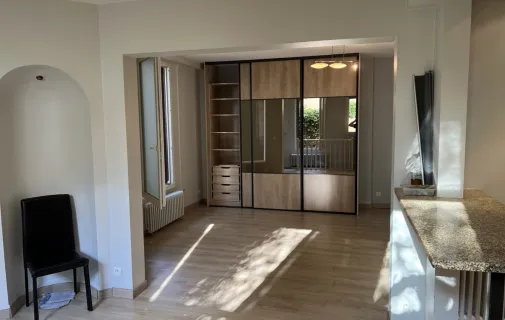 Location Courbevoie Appartement 8b6957d4