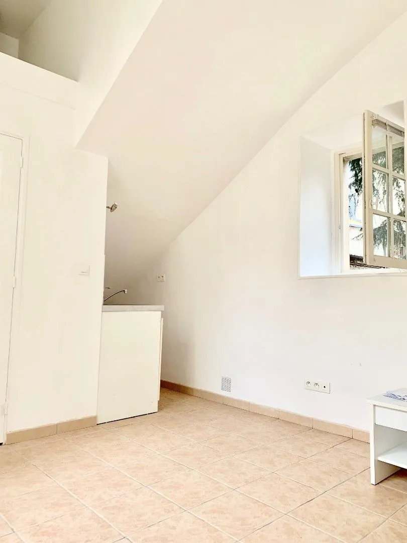 Location Versailles Appartement 8f53be79