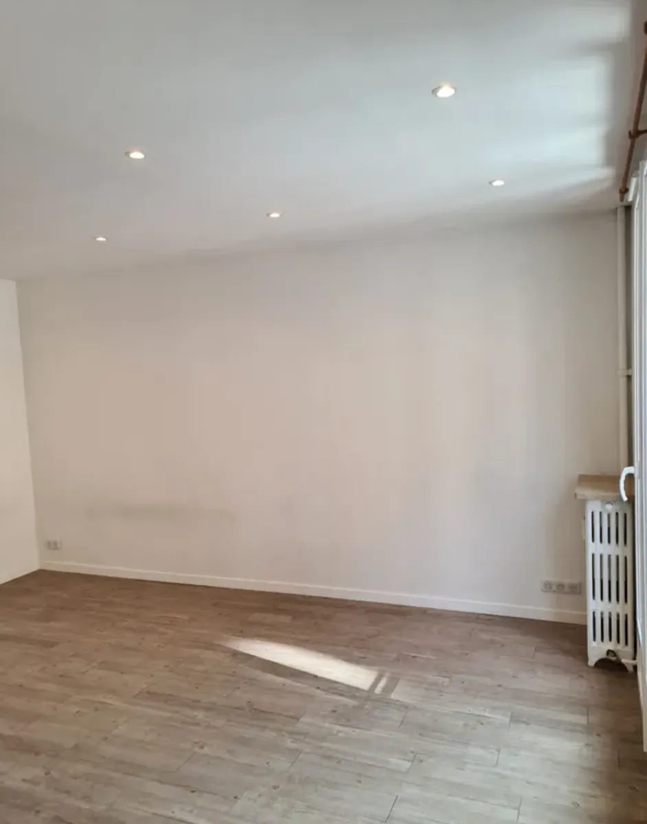 Location Paris Appartement 95965818