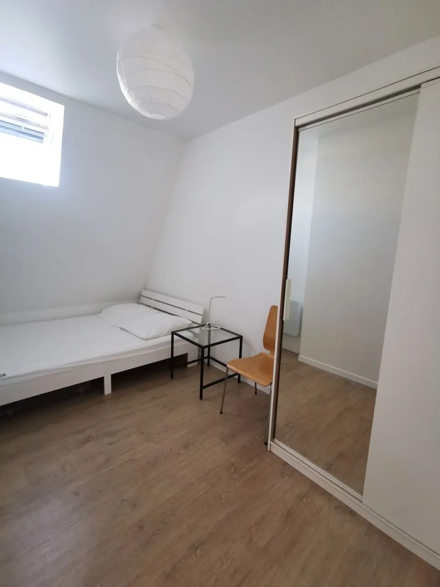 Location Clichy Appartement a2bee2cf