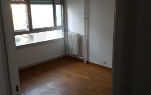 Location Courbevoie Appartement a2e8a95d