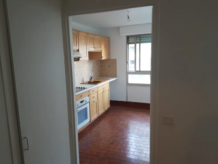 Location Courbevoie Appartement a2e8a95d