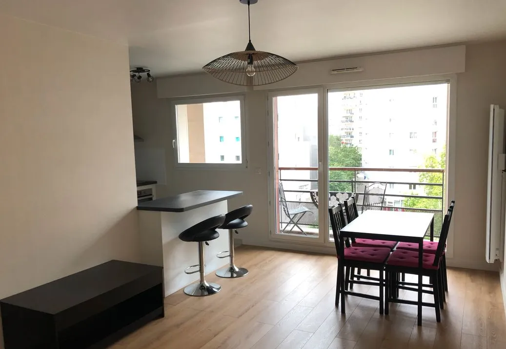 Location Courbevoie Appartement aa8c2d4a