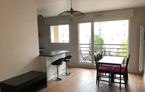 Location Courbevoie Appartement aa8c2d4a