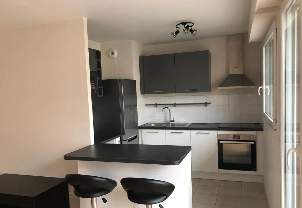 Location Courbevoie Appartement aa8c2d4a