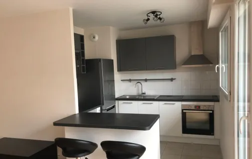 Location Courbevoie Appartement aa8c2d4a