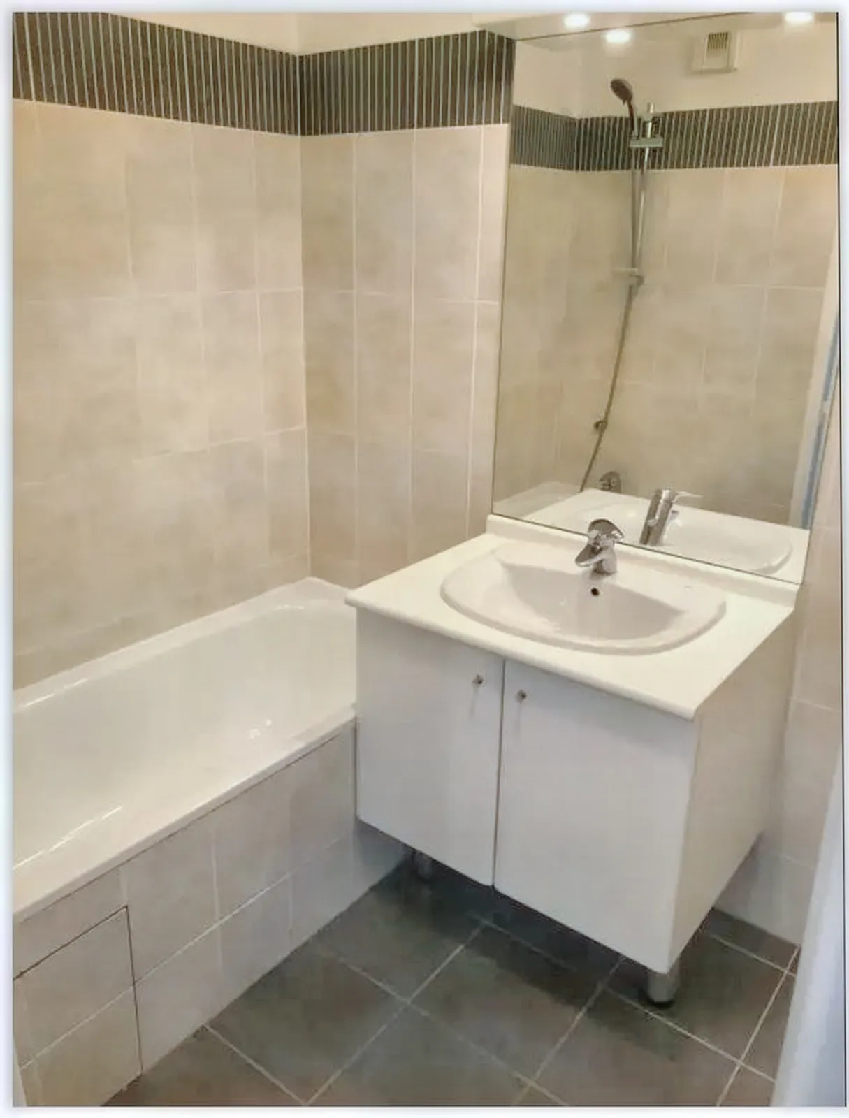 Location Asnières-sur-Seine Appartement b225b497