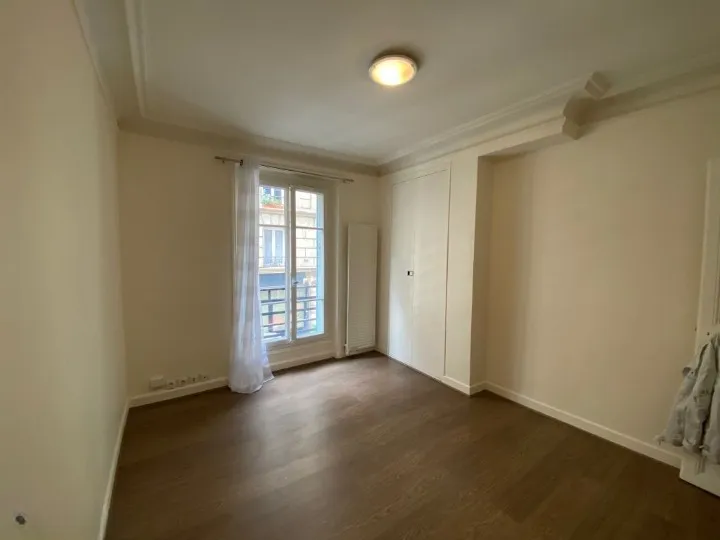 Location Paris Appartement baedcbf4