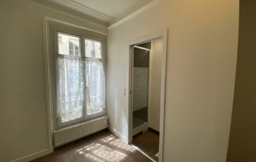 Location Paris Appartement baedcbf4