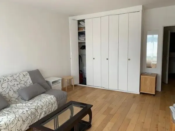 Location Paris Appartement bcbb0653