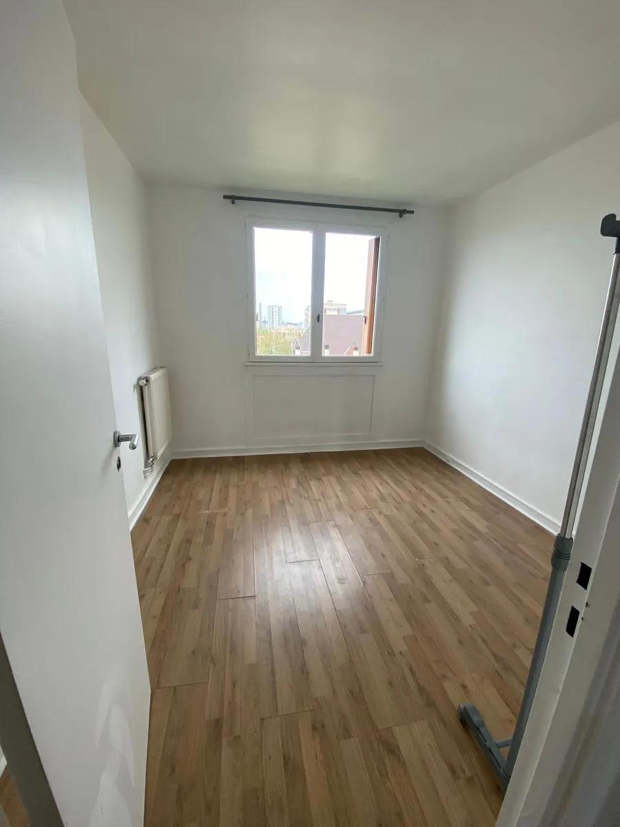 Location Villeneuve-la-Garenne Appartement c2efc02d